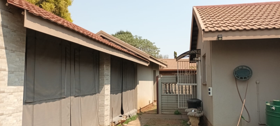 3 Bedroom Property for Sale in Vaalpark Free State